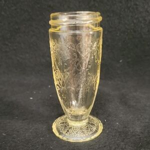 Vintage 1930s Florentine 1 Yellow Footed Shaker No Lid
